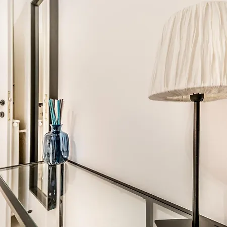 Petite Maison 19 * Rome